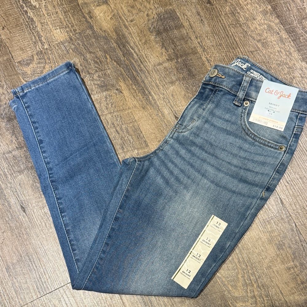 NWT Girls Cat & Jack Light Denim Skinny Jeans Various Sizes
